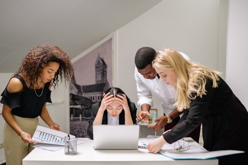 ¿Qué es el Mobbing y cómo Manejar esta Forma de Acoso Laboral?
